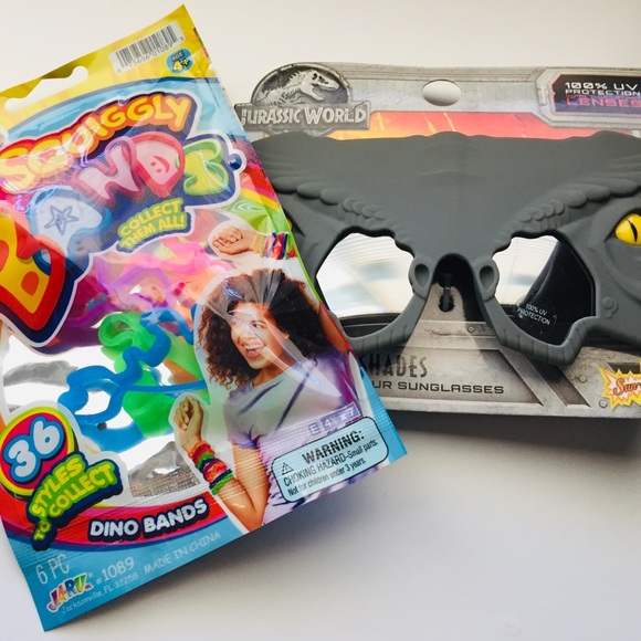 Jurassic World T-Rex Dinosaur Sunglasses + Dino Bands Kids & Party Bundle - Picture 1 of 7